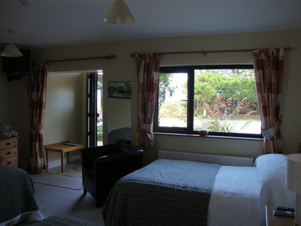 Clifford House B & B Rosslare Harbour Room photo