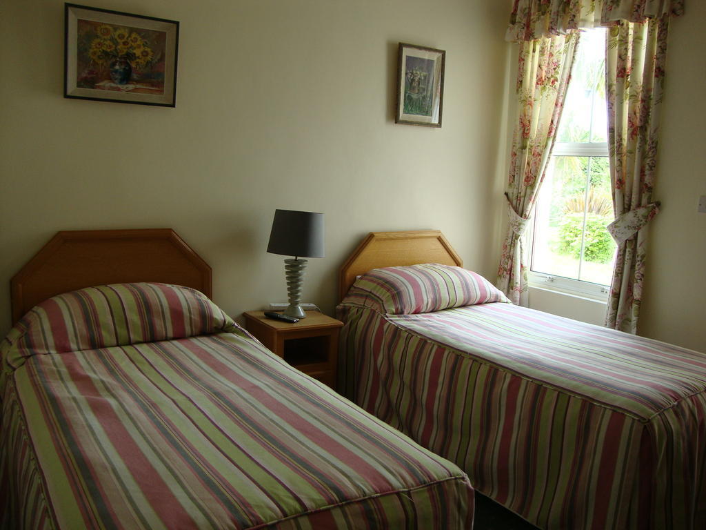 Clifford House B & B Rosslare Harbour Room photo